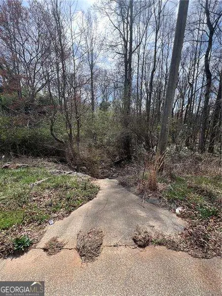 5825 N Bear Drive, Douglasville, GA 30135 - Image #2