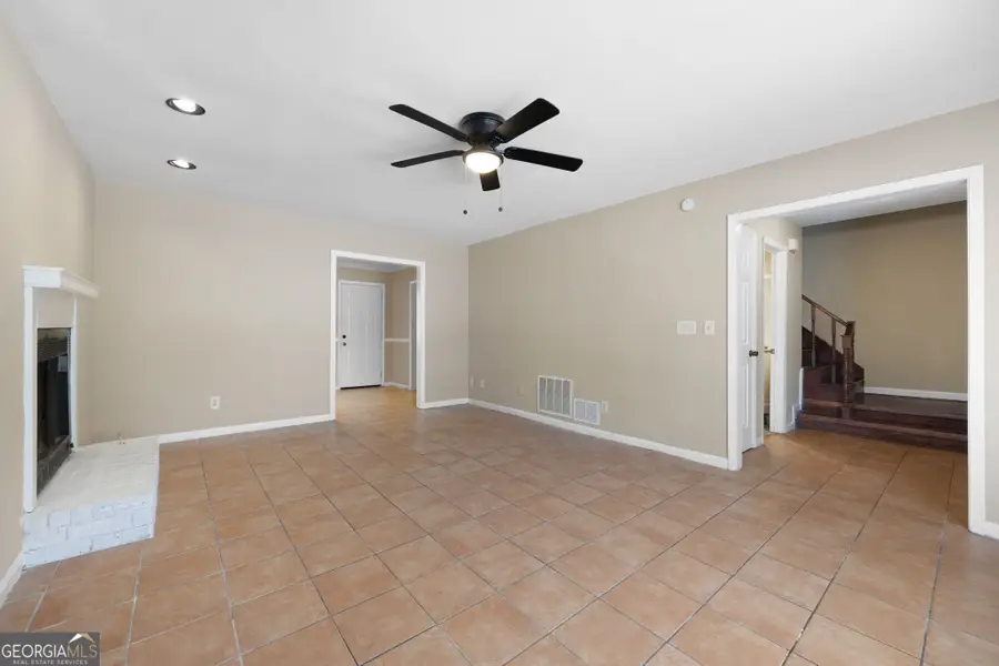 2898 Lakemont Drive Sw, Marietta, GA 30060 - Image #3