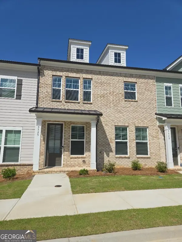 5525 Leyland Drive, Flowery Branch, GA 30542