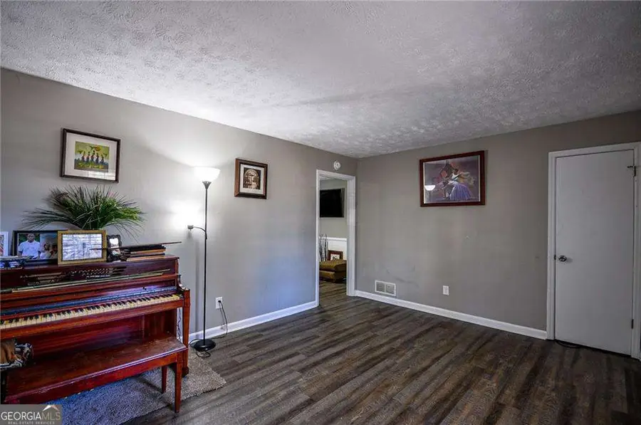 200 Capitol Avenue, Winder, GA 30680 - Image #3