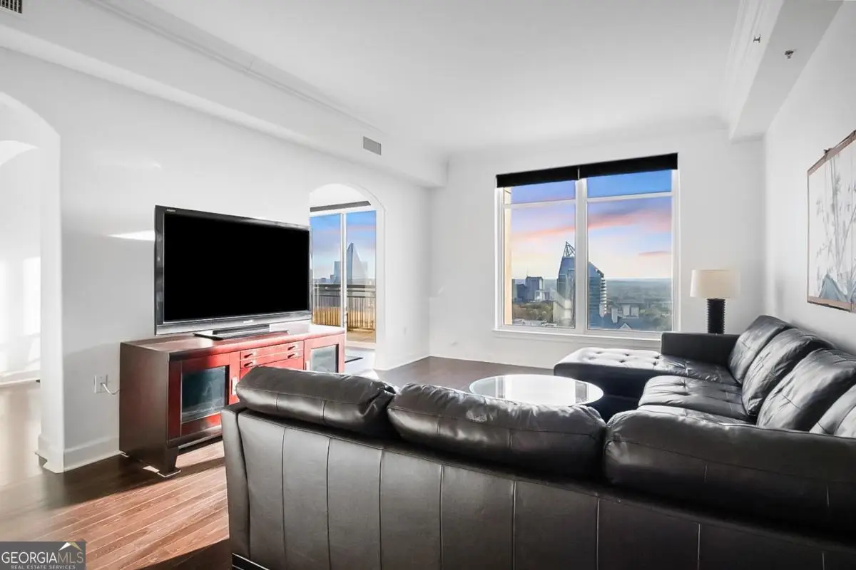 3445 Stratford Road Ne #3601, Atlanta, GA 30326 - Image #1