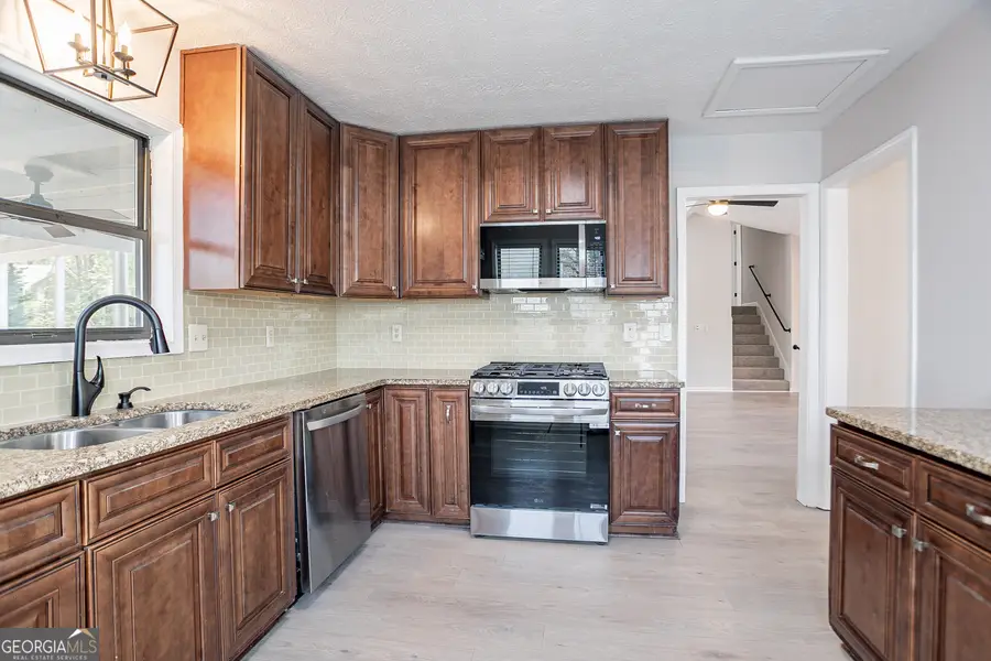 4809 Burlington Court Nw, Acworth Kennesaw, GA 30102 - Image #3