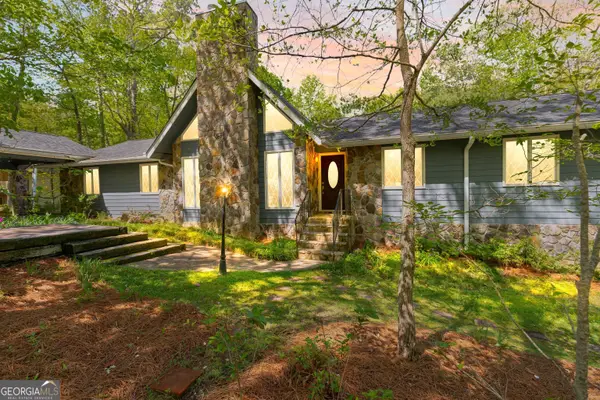 175 Flat Creek Court, Fayetteville, GA 30214