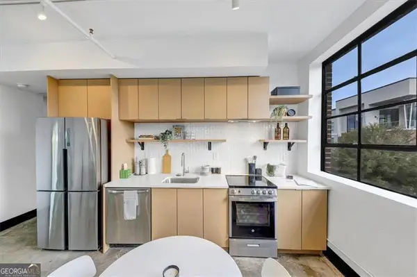 1805 Harvard Avenue #207, College Park, GA 30337