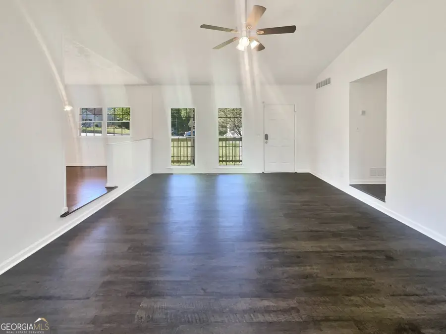 294 Farm Ridge Drive Ne, Woodstock, GA 30188 - Image #3