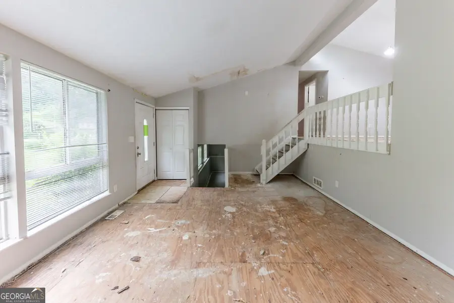 1060 S Millard Way, Stone Mountain, GA 30088 - #3