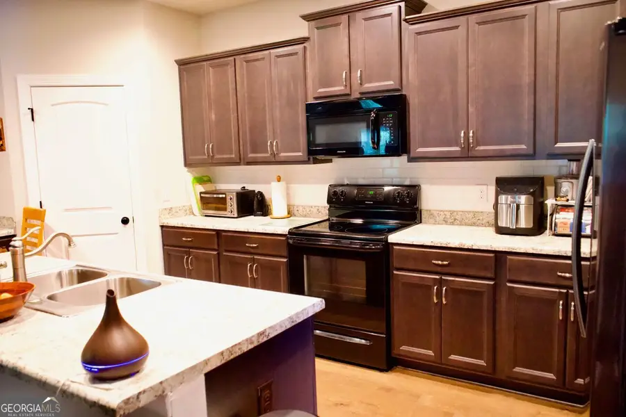 584 Amaranth Trail, Hoschton, GA 30548 - Image #3