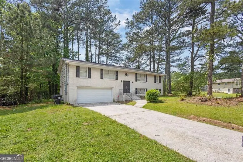 6307 Thornhedge Drive, Riverdale, GA 30296 - Image #2