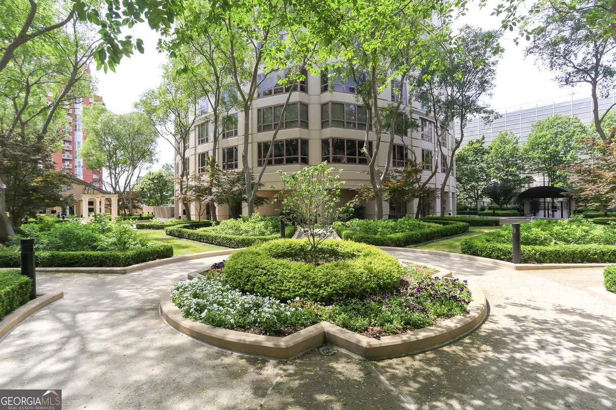 3475 Oak Valley Road Ne #2060, Atlanta, GA 30326 - Image #1