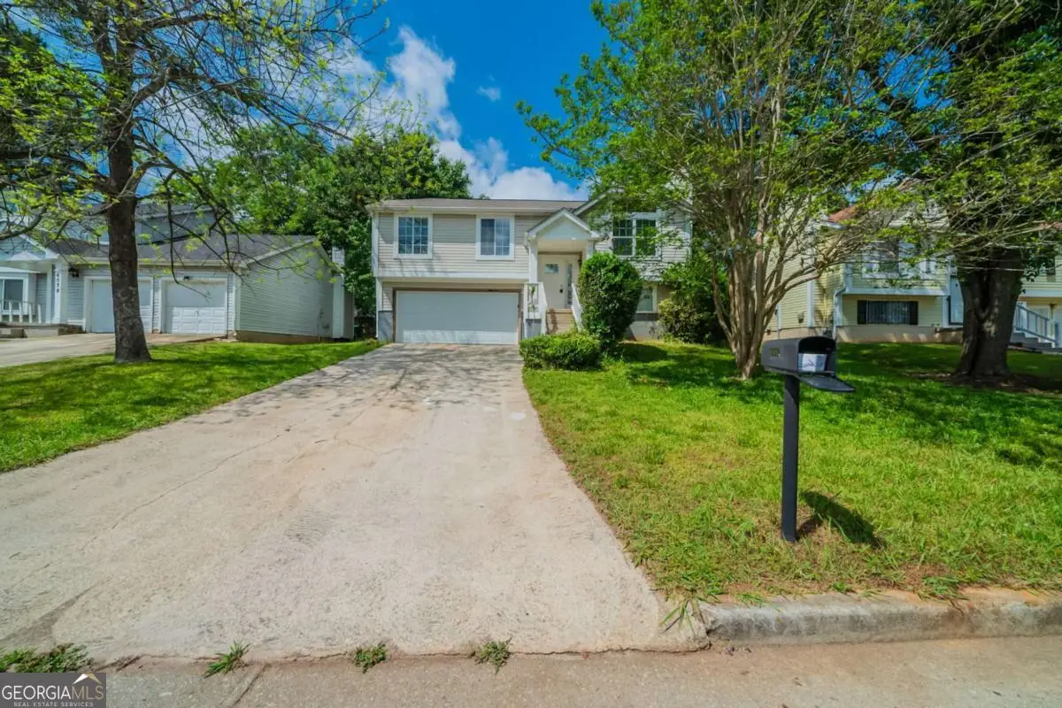 6082 Raintree Bend, Lithonia, GA 30058 - Image #1