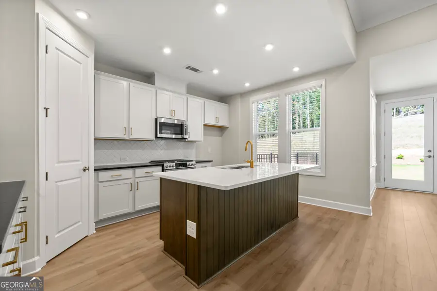 428 Geneva Way, Hoschton, GA 30548 - Image #3