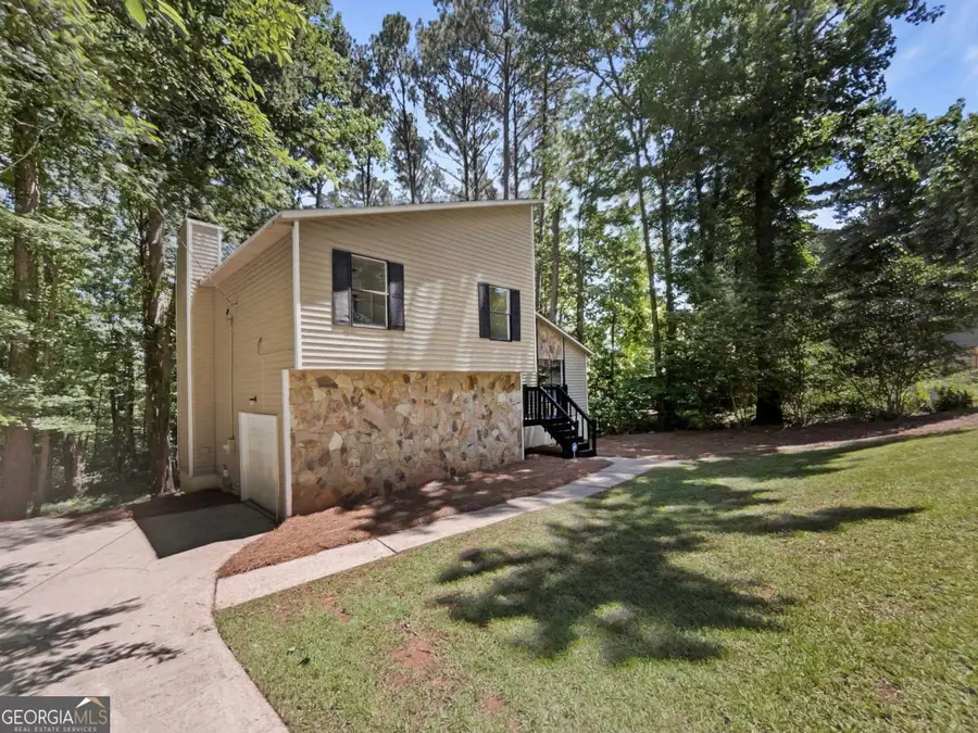 3924 Chimney Ridge Court, Ellenwood, GA 30294 - Image #3