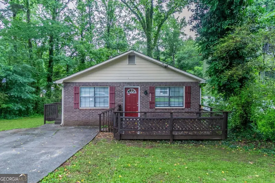 2045 Scarbrough Drive, Stone Mountain, GA 30088 - Image #2