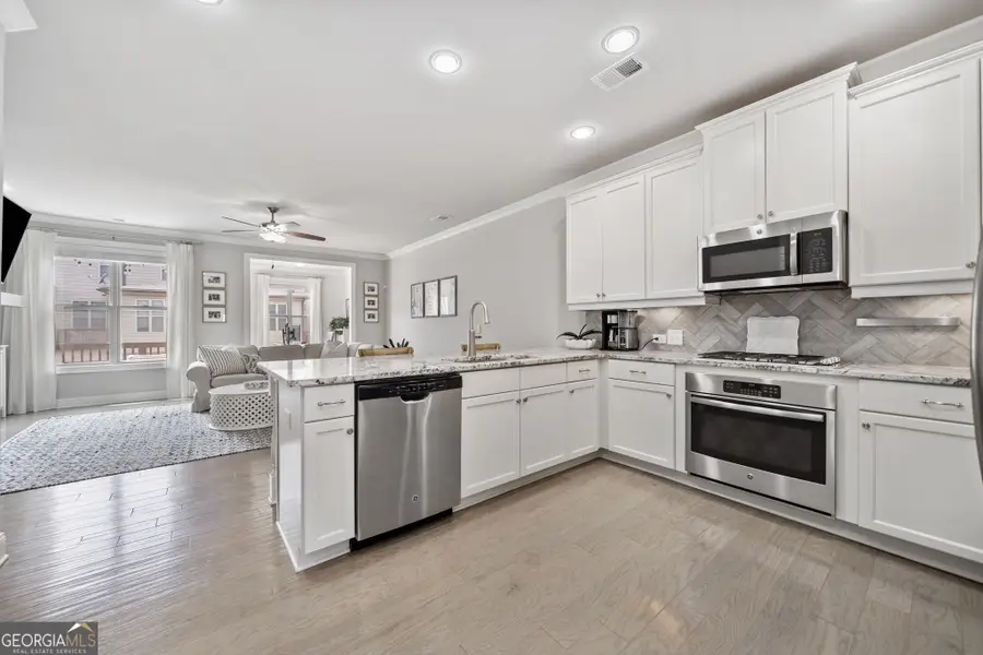 1094 Township Square, Alpharetta, GA 30022 - Image #3