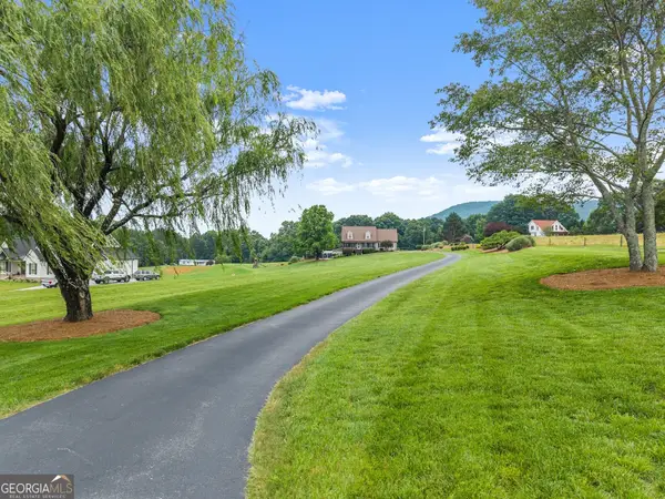 8958 Bill Savage Road, Lula, GA 30554