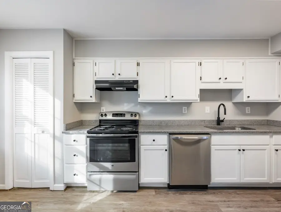 6500 Gaines Ferry Road #A2, Flowery Branch, GA 30542 - Image #3