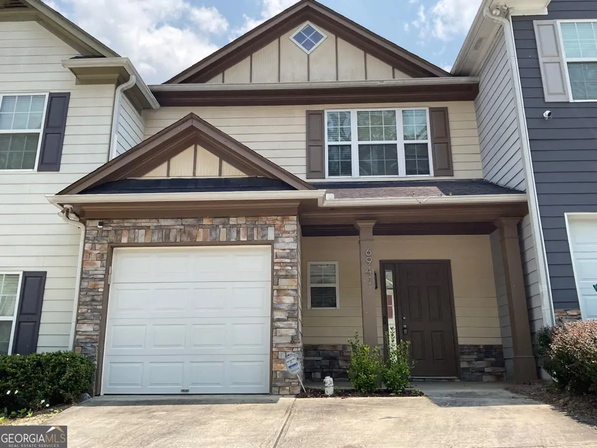 6941 Rogers Point, Lithonia, GA 30058 - Image #1