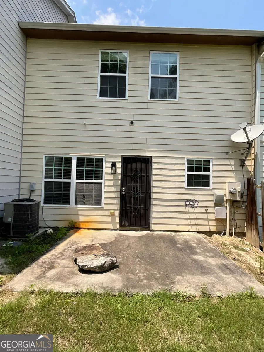 6941 Rogers Point, Lithonia, GA 30058 - Image #2