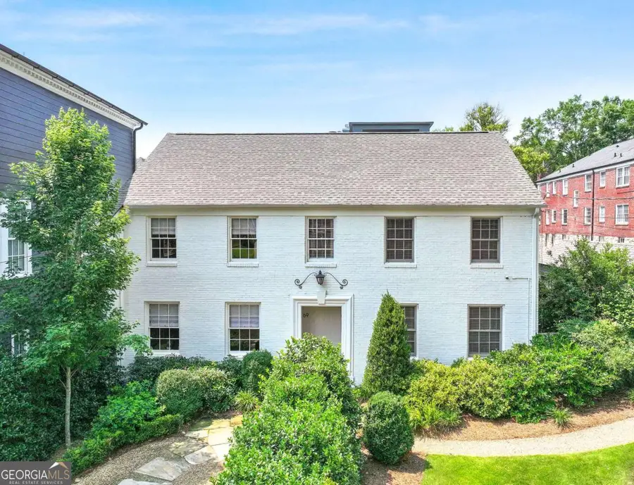 67 Delmont Drive Ne, Atlanta, GA 30305 - Image #2