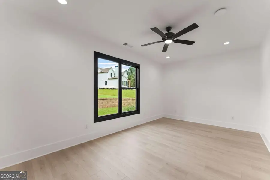 151 South Pointe Drive, Hartwell, GA 30643 - Image #3