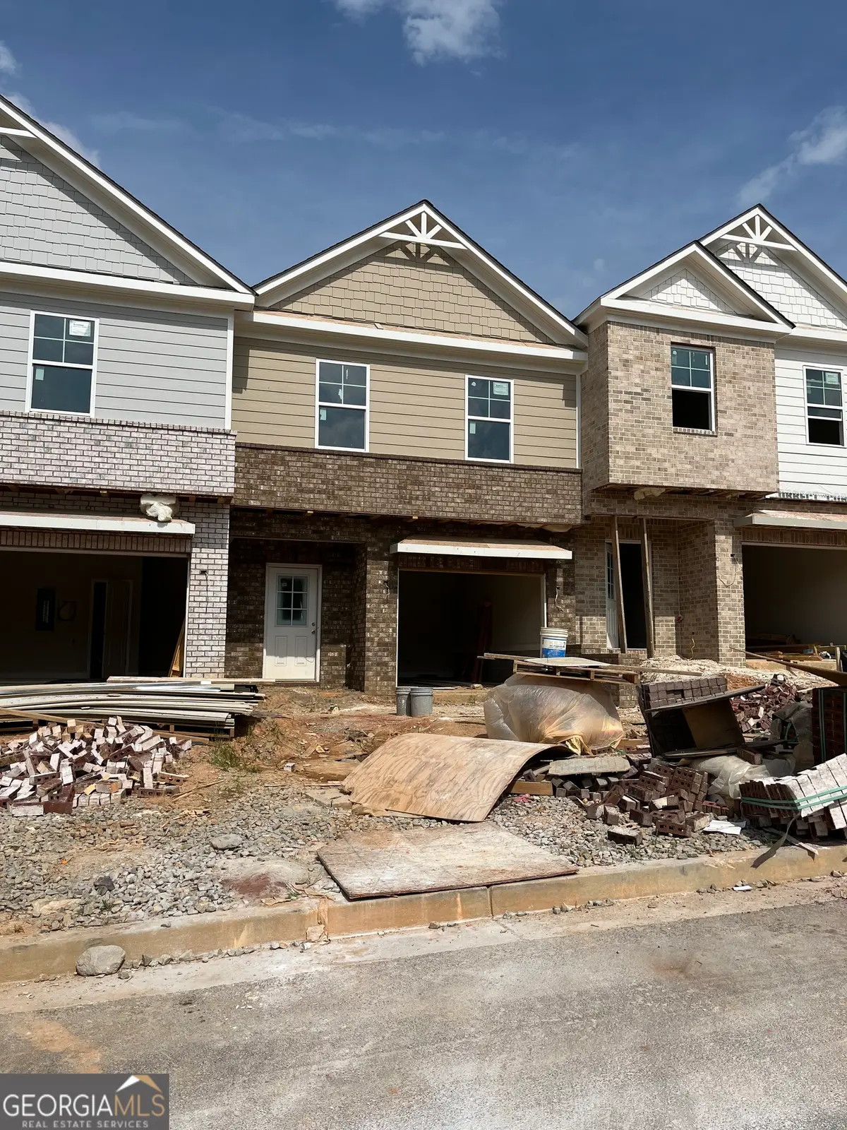 41 Creekside Commons Drive, Hoschton, GA 30548 - Image #1