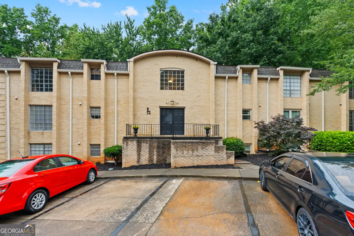 5400 Roswell Road #APT L 6, Sandy Springs, GA 30342 - Image #1