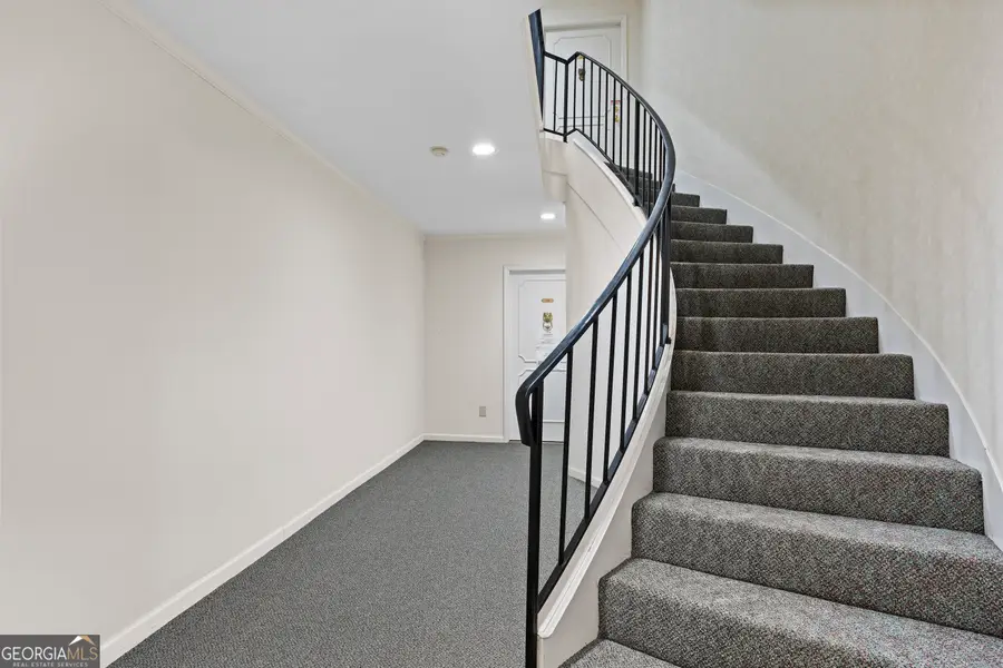 5400 Roswell Road #APT L 6, Sandy Springs, GA 30342 - Image #3