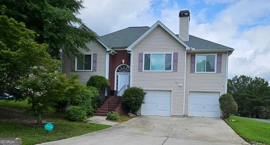 1338 Barrett Bluff Drive, Lawrenceville, GA 30045 - Image #2