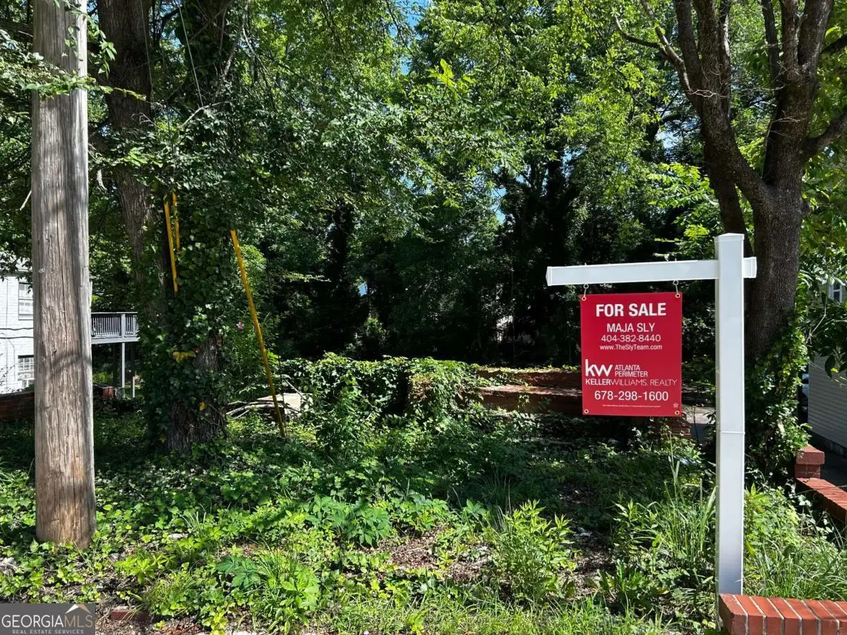 1053 M L King Jr Drive Nw, Atlanta, GA 30314 - Image #1