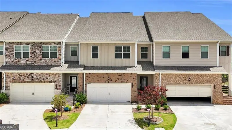 2340 Manor Pointe Drive, Cumming, GA 30041 - Image #2