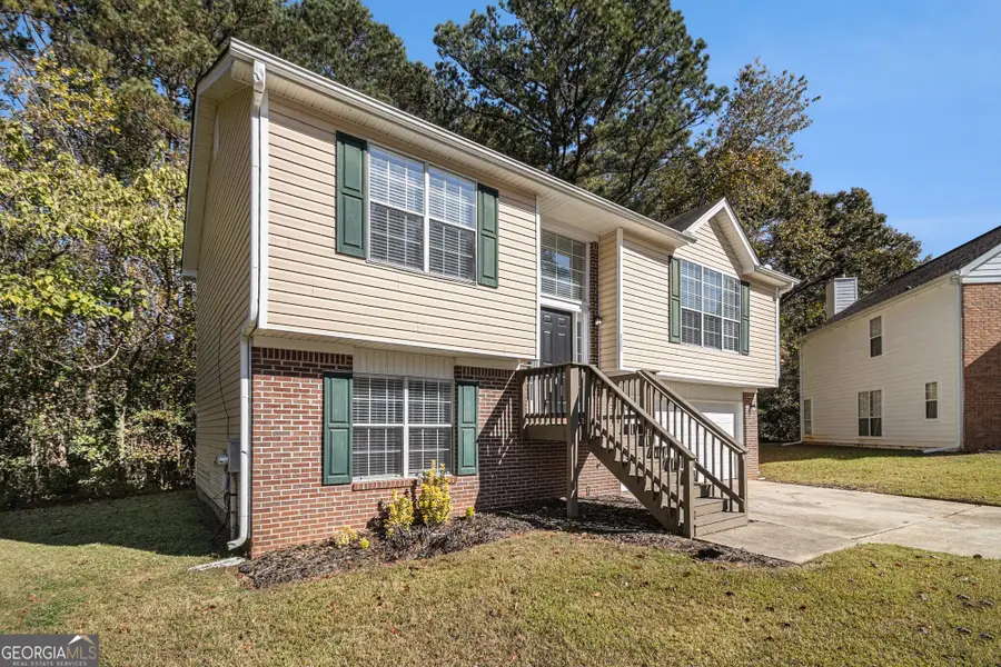 488 Barclay Court, Stone Mountain, GA 30083 - Image #2