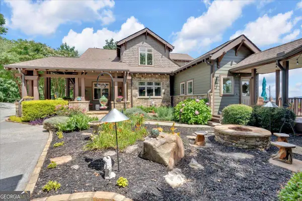 52 Waterside Drive Se, Cartersville, GA 30121