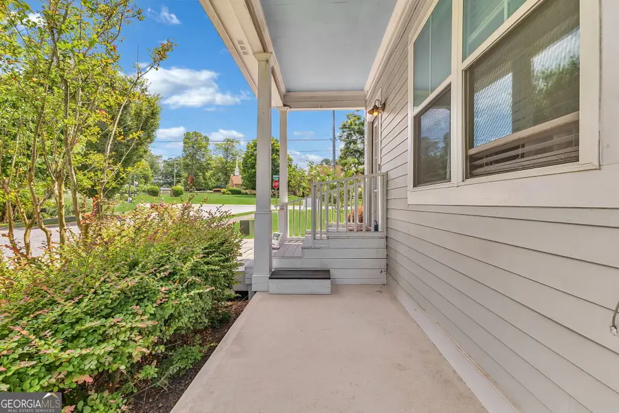 584 Edgewood Drive, Athens, GA 30606 - Image #3