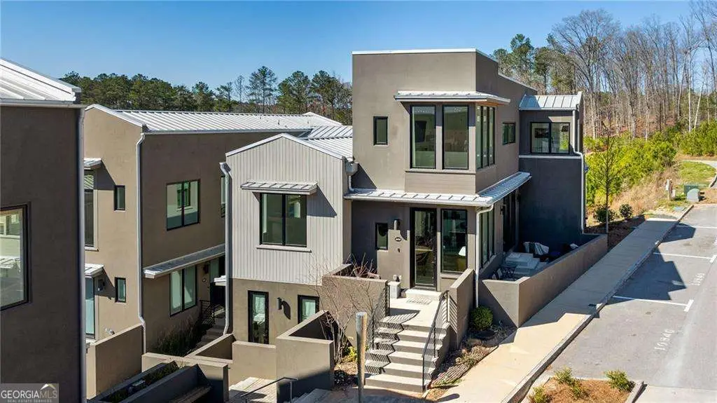 10944 Serenbe Lane, Chattahoochee Hills, GA 30268 - Image #1