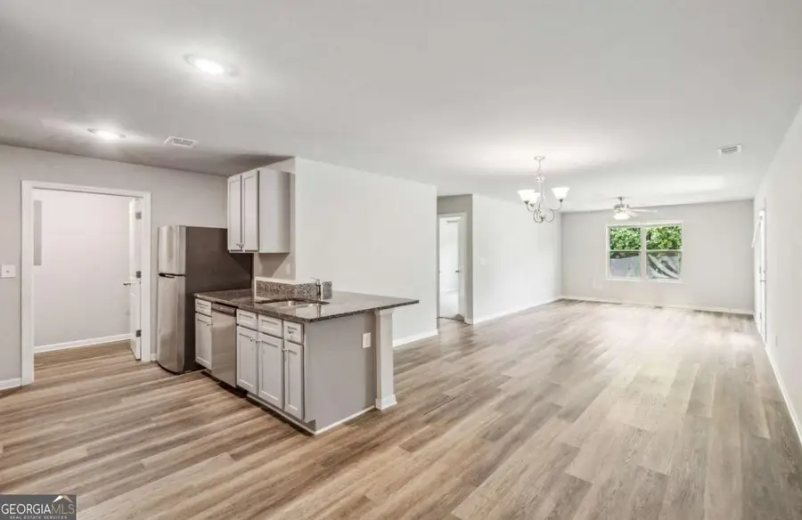 122 W Lexington Avenue, Griffin, GA 30223 - Image #3