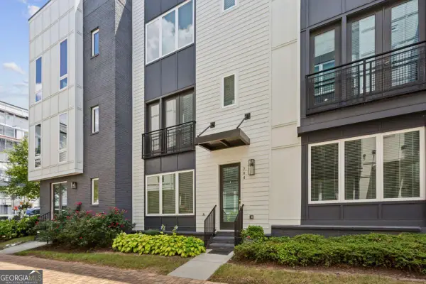 704 Banton Drive Nw, Atlanta, GA 30318