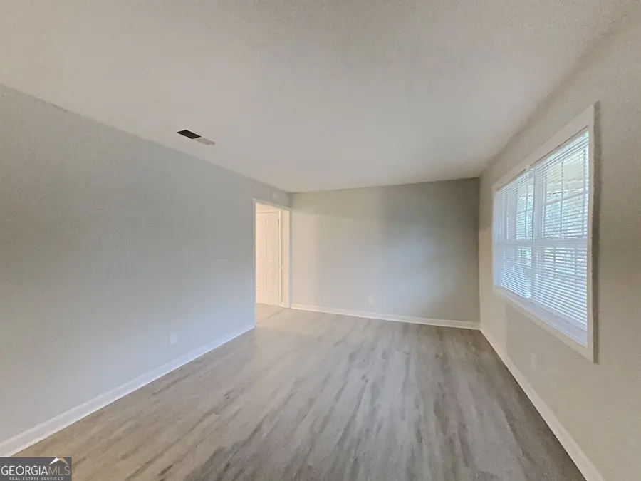 2322 Chestnut Log Loop, Lithia Springs, GA 30122 - Image #3