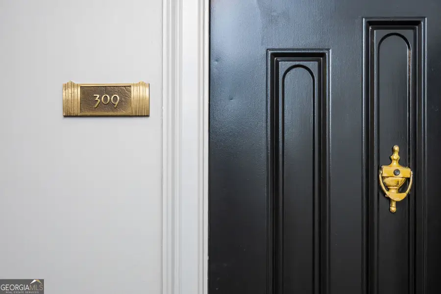 2870 Pharr Court Nw #309, Atlanta, GA 30305 - Image #3