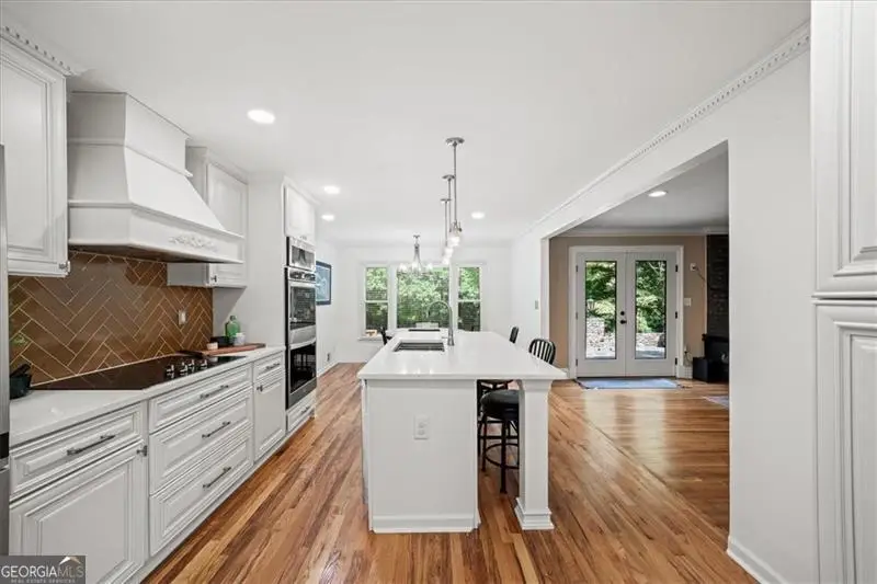 2207 Forestglade Drive, Stone Mountain, GA 30087 - Image #2