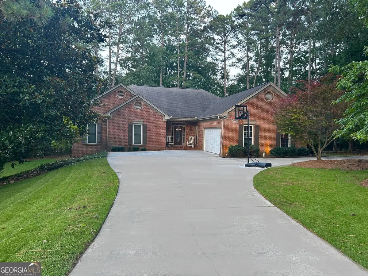 205 Wyngate Circle, Fayetteville, GA 30215 - Image #1