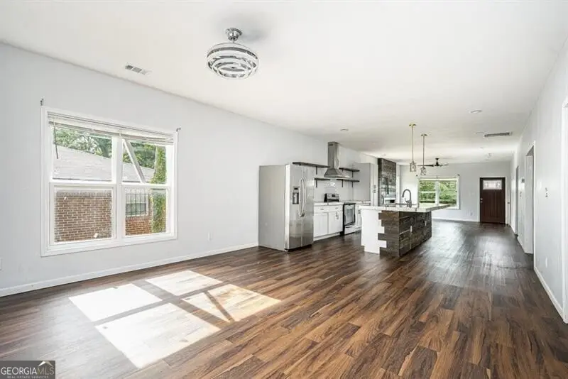 1864 Phillips Avenue, Atlanta, GA 30344 - Image #2