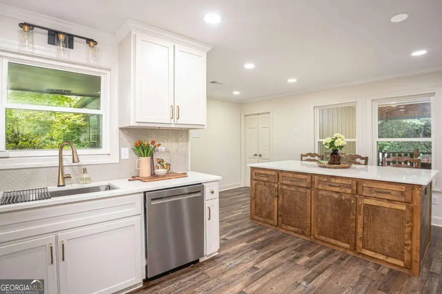 1776 Bear Cave Sw, Lilburn, GA 30047 - Image #2