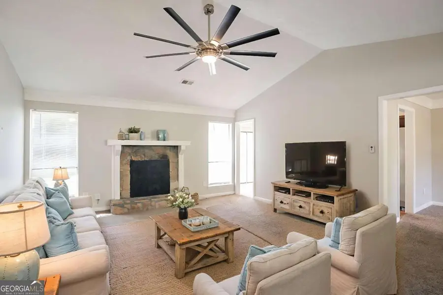 5404 Biffle Downs Road, Stone Mountain, GA 30088 - Image #3