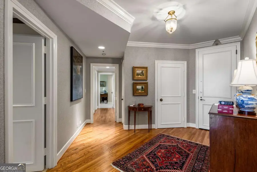 2660 Peachtree Road Nw #16F, Atlanta, GA 30305 - Image #2