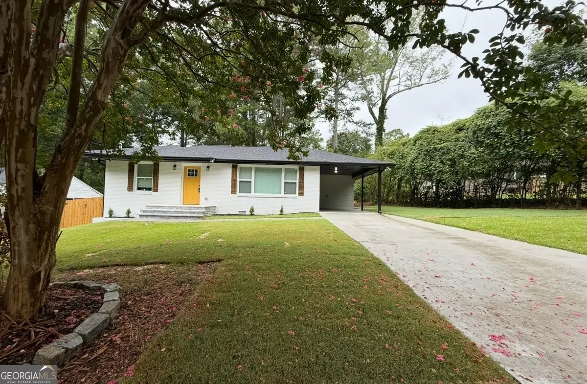 530 Park Valley Drive Nw, Atlanta, GA 30318 - Image #1