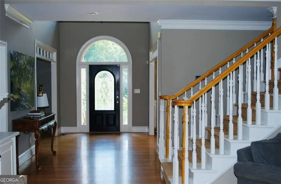 545 Oak Bridge Trail, Alpharetta, GA 30022 - Image #2