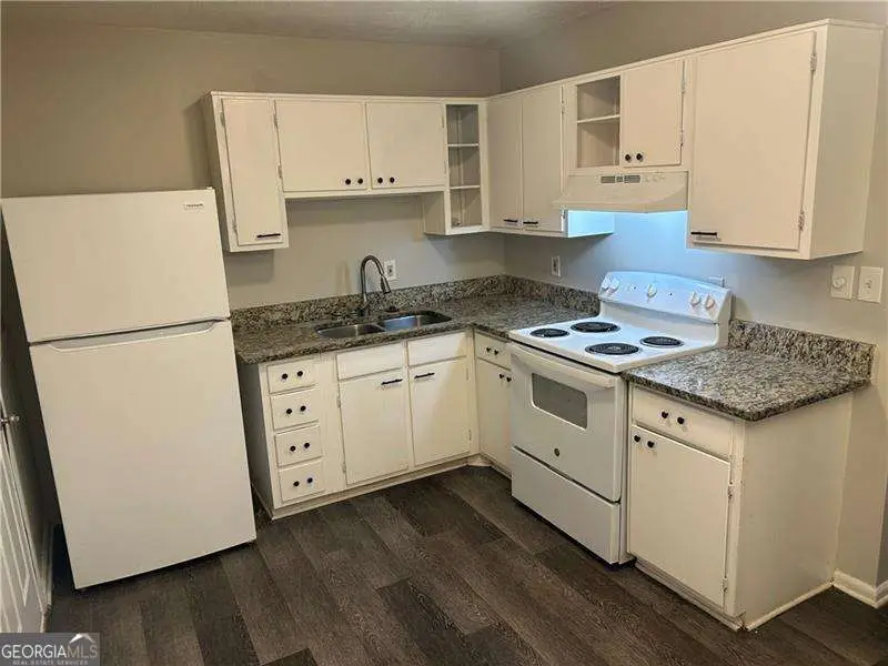 90 Jonathan Road, Riverdale, GA 30274 - Image #3