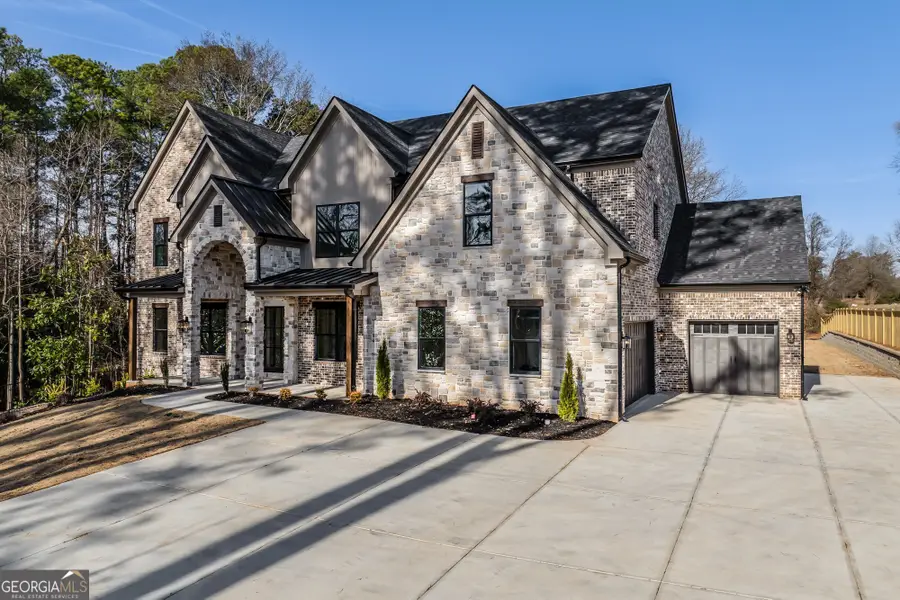 130 Legion Drive, Buford, GA 30518 - Image #2