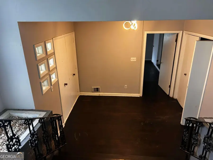 819 Venetta Place Nw, Atlanta, GA 30318 - Image #2