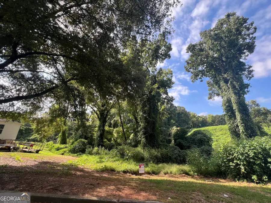 3253 Blanton Drive, Scottdale, GA 30079 - Image #2